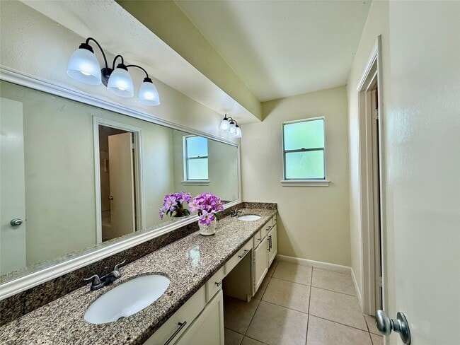 Building Photo - 10718 Nobility Dr