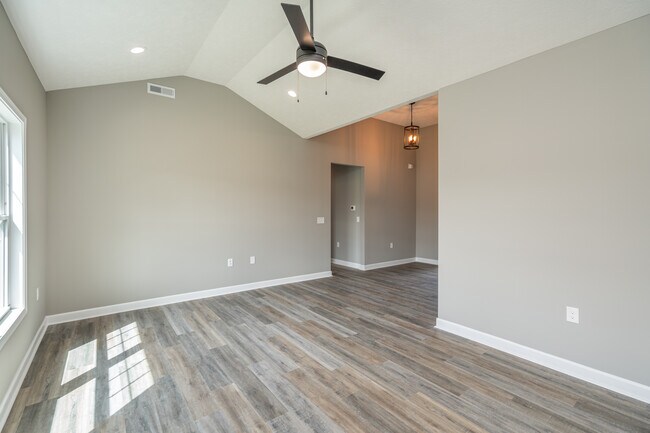 Building Photo - 2679 Cedrus Ave
