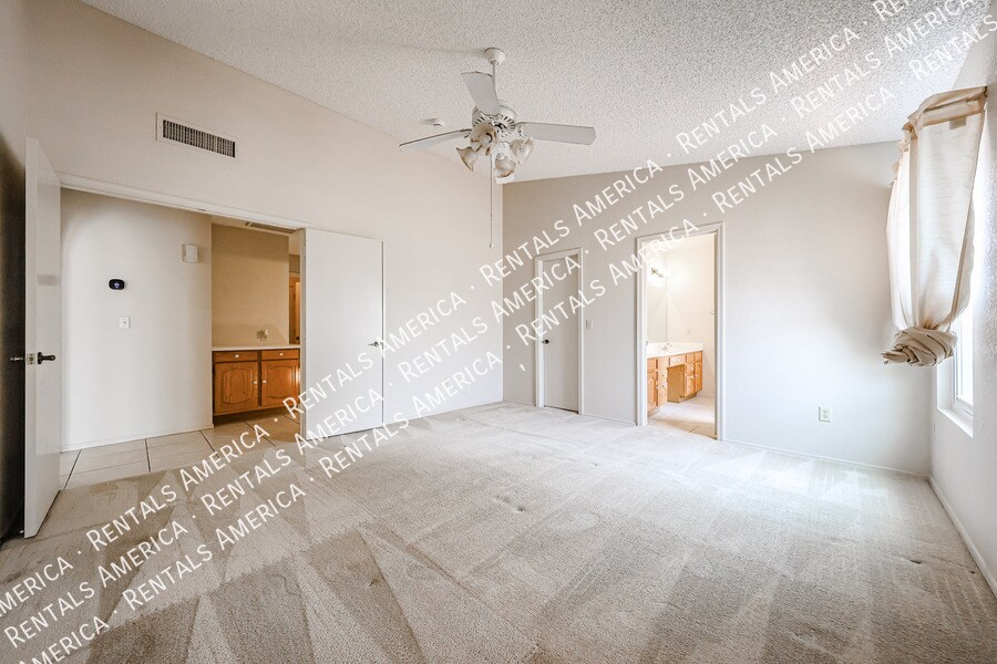 Building Photo - 2720 Leisure World