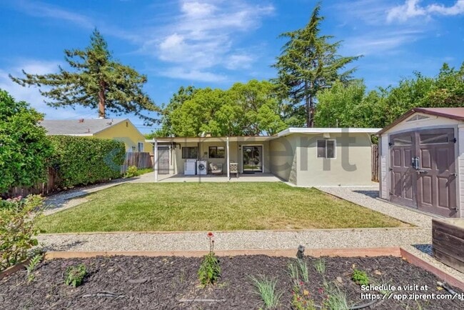 Building Photo - 1312 Carlton Ave