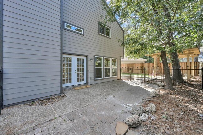 Building Photo - 11612 Timberwild St