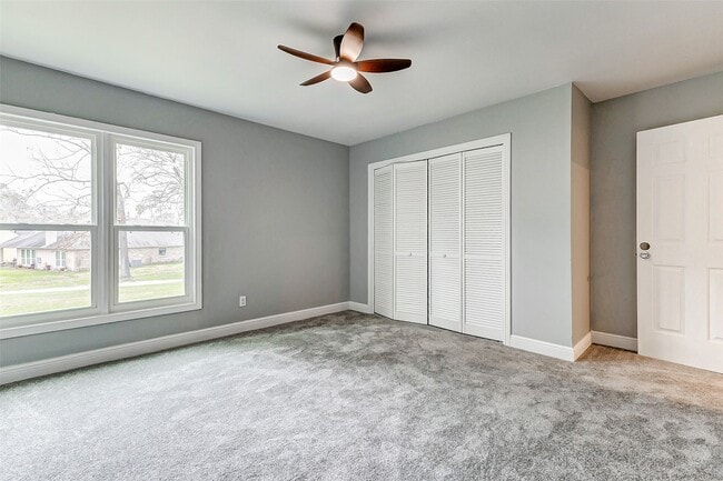 Building Photo - 1727 Cloister Dr