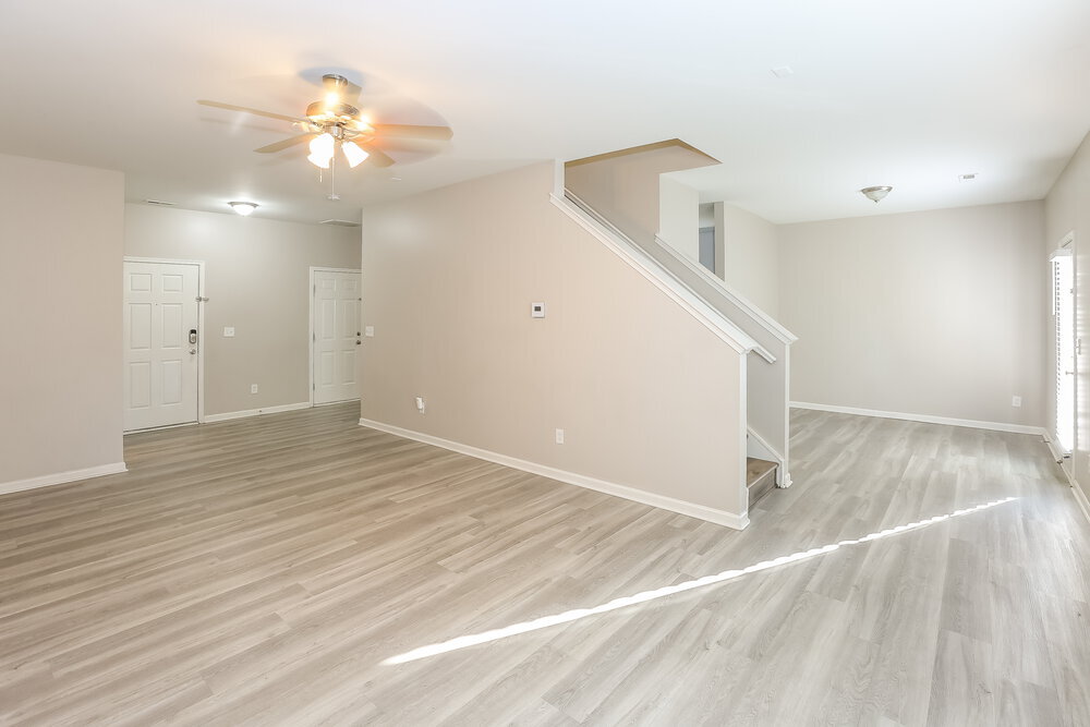 Building Photo - 802 Wesley Alan Ln