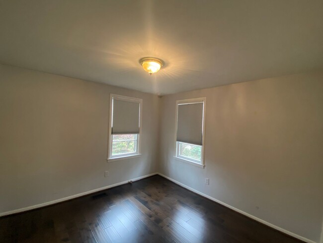 Building Photo - 1515 Boscobel St