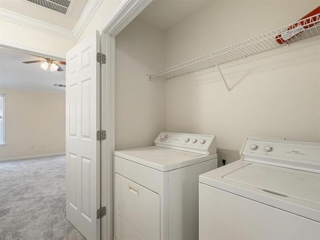 Building Photo - 205 16th St NW