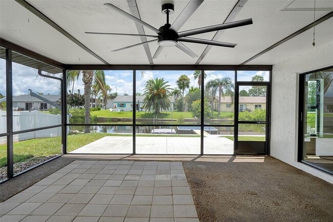 Building Photo - 9910 Island Harbor Dr