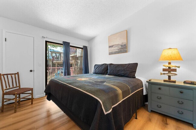 Building Photo - 275 Ozark Mountain Resort Dr