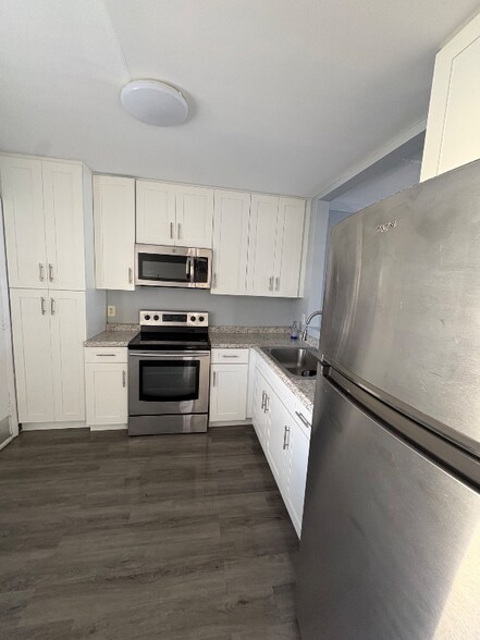 Building Photo - 4500 N Flagler Dr