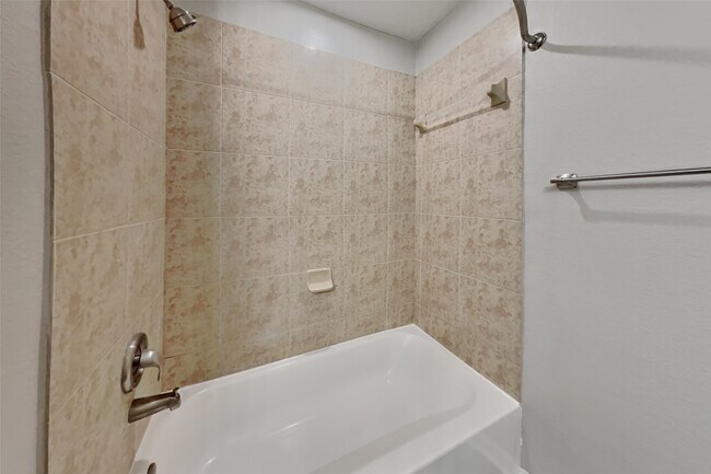 Building Photo - 4202 La Terre De Vin Ct