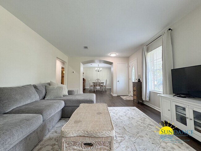 Building Photo - Updated 3-Bedroom Home in Fort Walton Beach!
