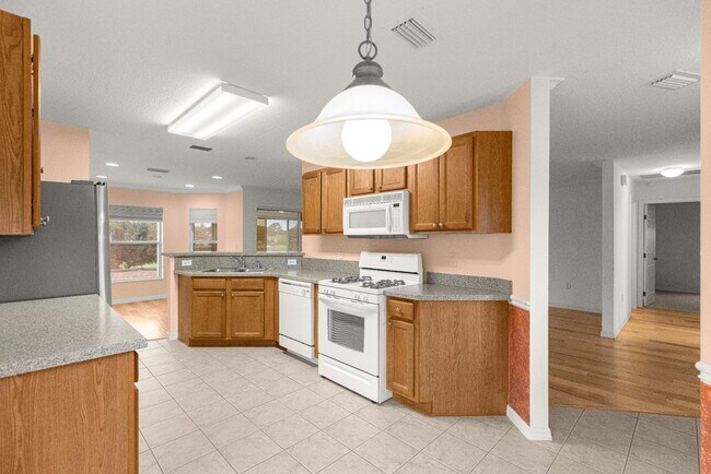 Building Photo - 9119 SW 99th Ct Rd