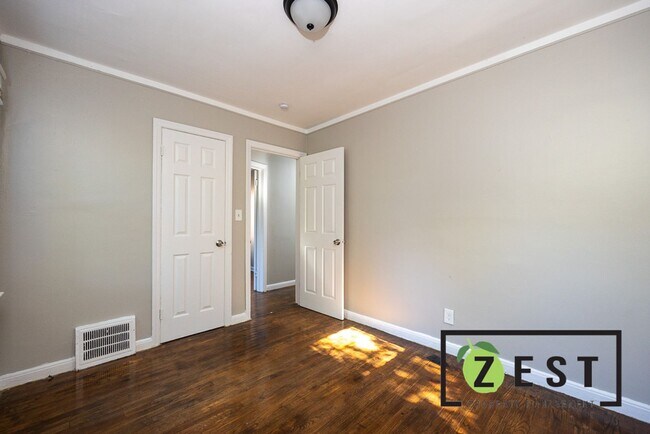 Building Photo - BEAUTIFUL 3 BED HOME