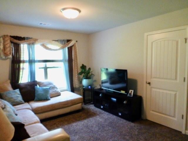 Building Photo - 2111 Apple Orchard Way