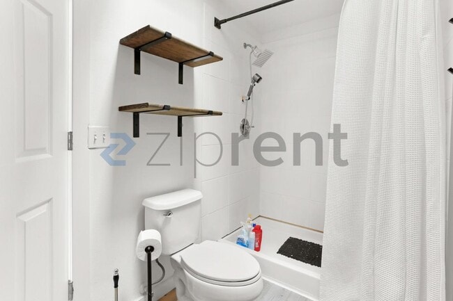 Building Photo - 25760 174th Pl SE