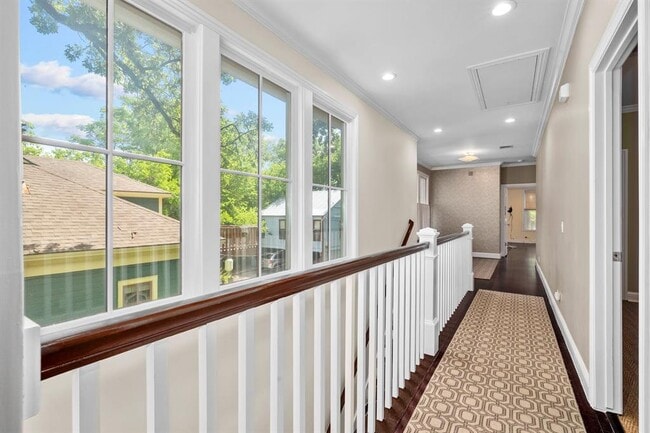 Building Photo - 4513 Avenue F