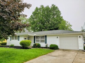 Building Photo - Charming Ranch with Deck, Shed, and First-...