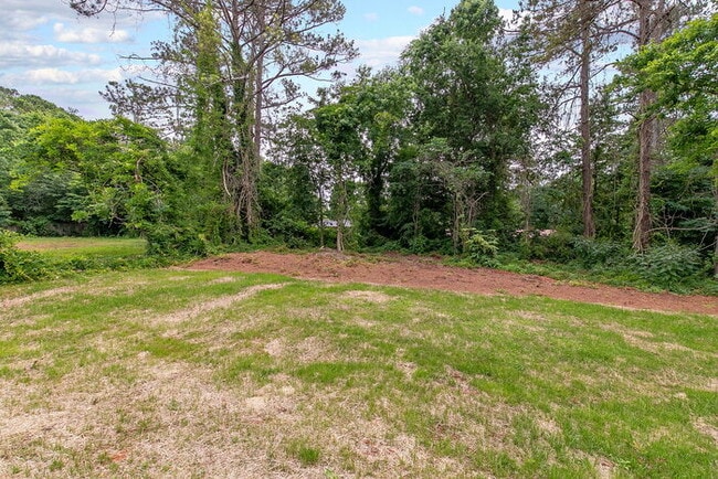 Building Photo - 4143 Meadow Way