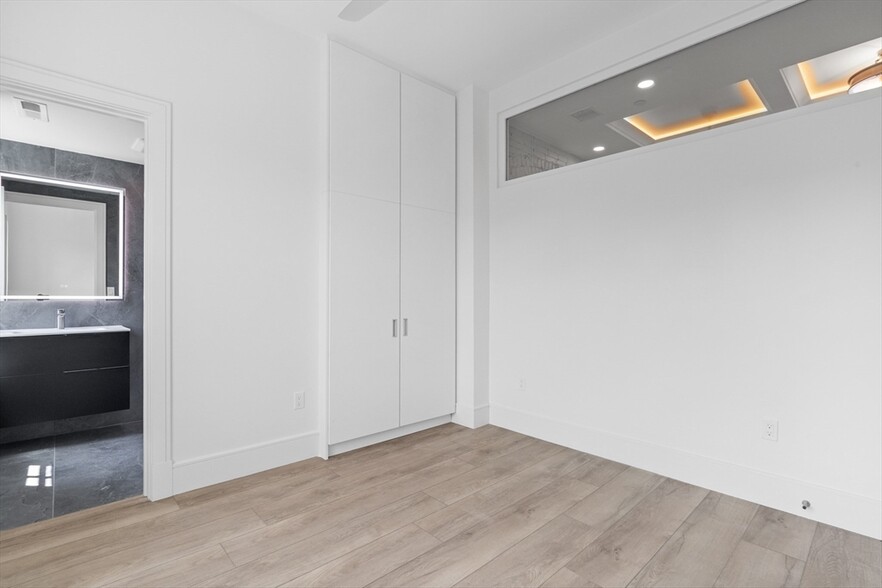 Pictures are representative samples of the advertised unit. In some cases, the actual units you tour - 1580 Beacon St