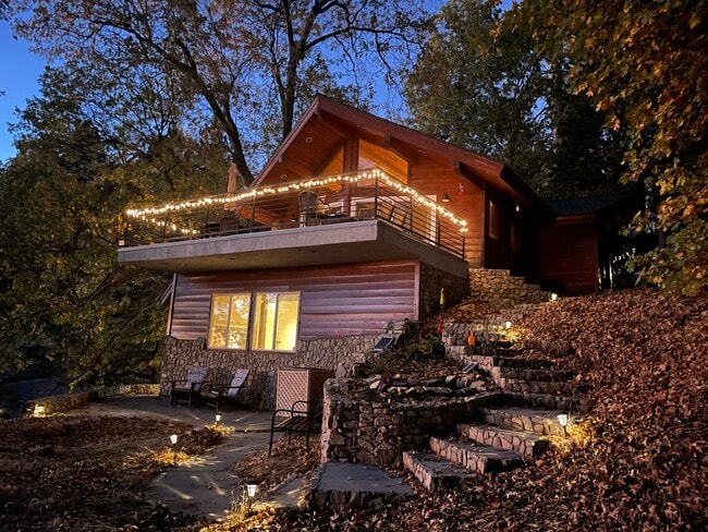 Building Photo - 28625 Willow Rd