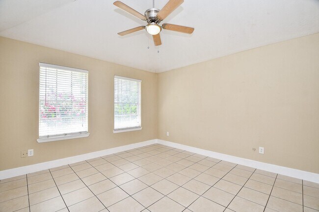 Building Photo - 12655 Mill Wheel Ln