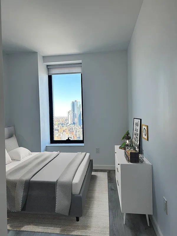 Building Photo - 4 bedroom in BROOKLYN NY 11222