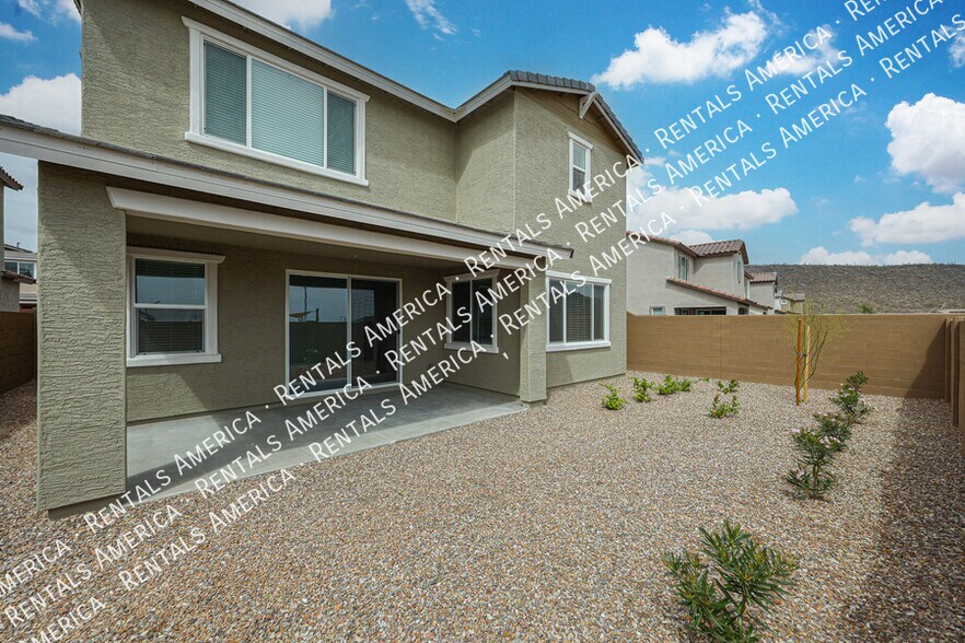 Building Photo - 11985 Calle de Pompas W