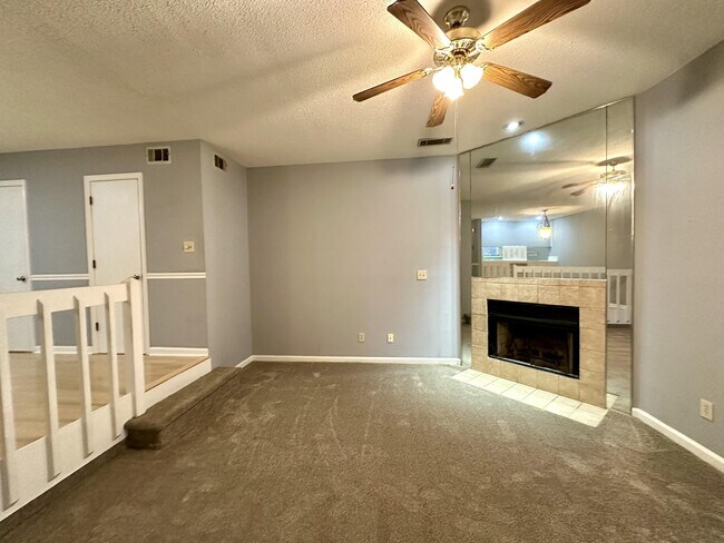 Building Photo - 29 Pheasant Ct