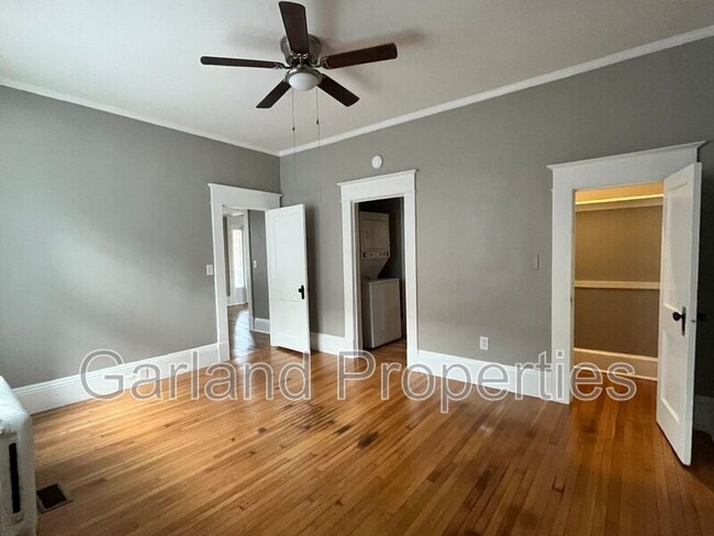 Building Photo - 833 Wasena Ave SW