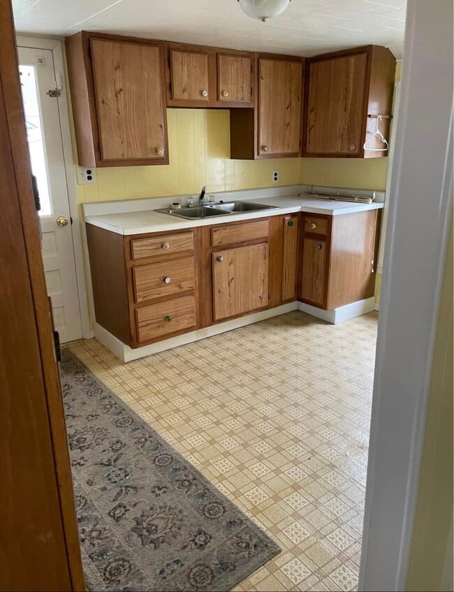 Building Photo - 119 S 2nd Ave