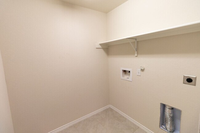 Building Photo - 8414 Tortoise Trl