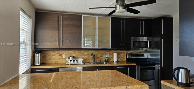 Building Photo - 2851 NE 183rd St