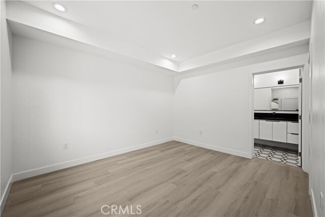 Building Photo - 642 N Boyle Ave