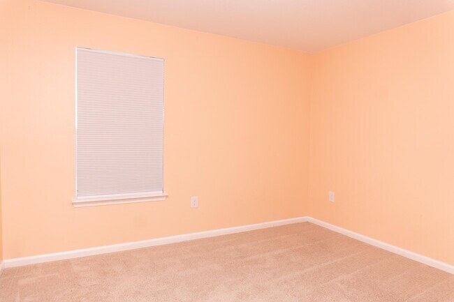 Building Photo - 4624 Plover Dr