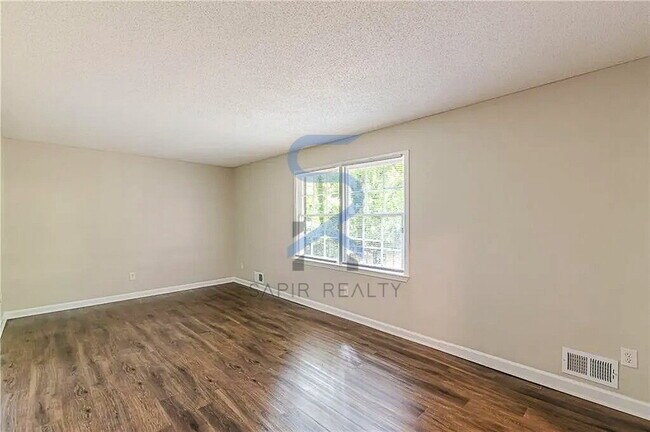 Building Photo - Move in before December 31st and choose your reward: a $250 Amazon Gift Card or a 55" Smart TV!