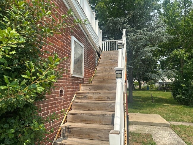 Building Photo - 800 Tuckerton Ave