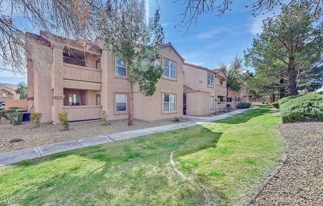 Primary Photo - 1150 N Buffalo Dr