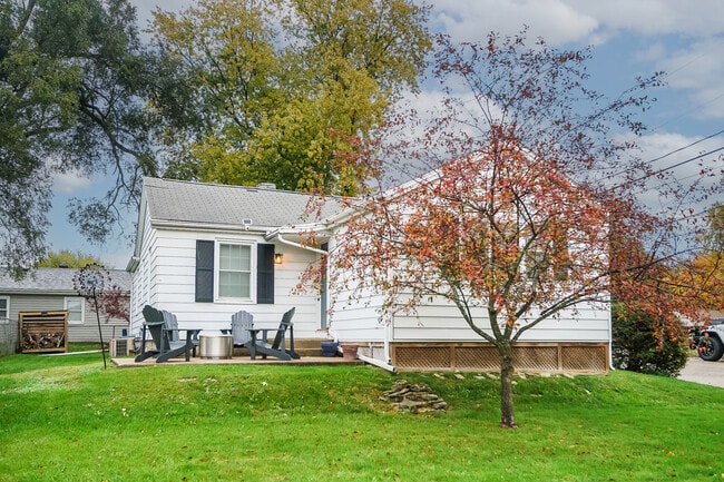 Front of home - 1703 Springfield Rd