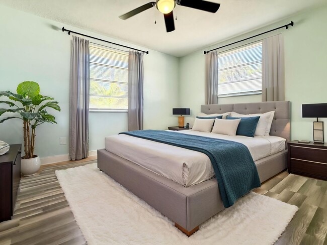 Building Photo - Relaxed Florida living at this 3Bedroom/ 2bath home in the Heart of Daytona Beach!