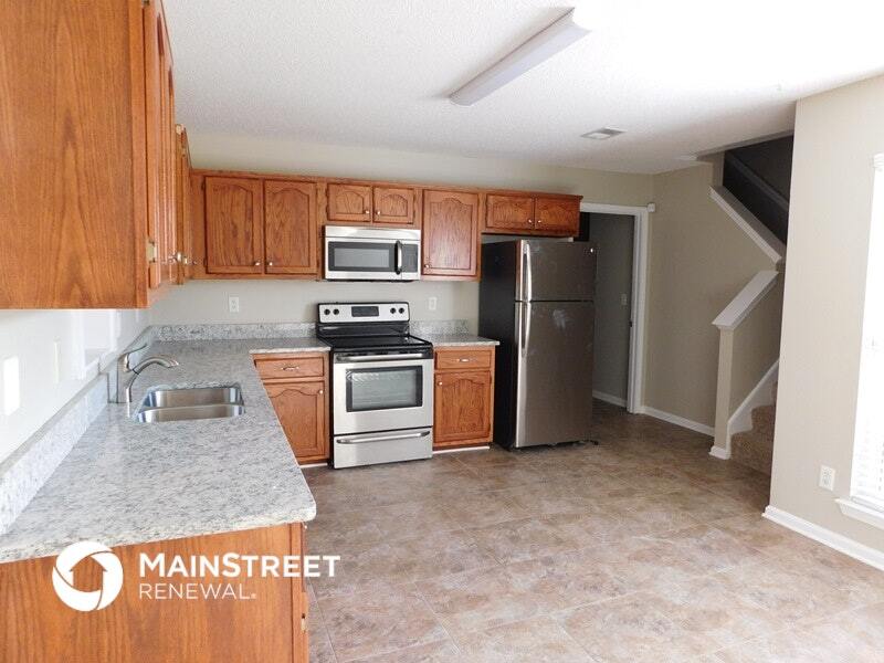 Building Photo - 6198 Braybourne Main