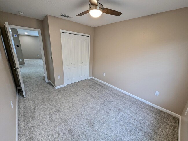 Building Photo - 1950 Catline Cir