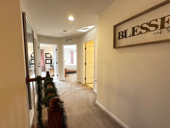 Building Photo - 2437 Baileys Pond Rd