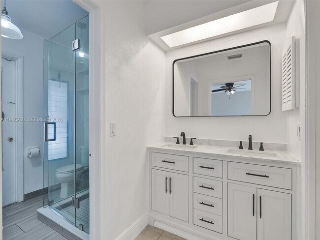 Building Photo - 4330 NW 8th St