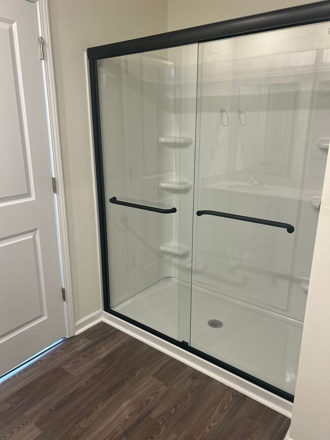 Building Photo - Brand new Townhome in Newton