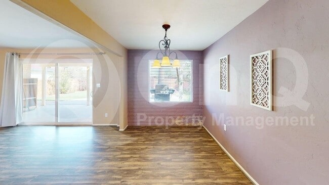 Building Photo - 841 E Seneca St