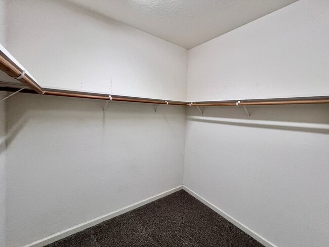 Building Photo - $2,695 Church & Clovis Ave., 4 Bedroom House - Edna Ave. Fresno / Energy Efficient