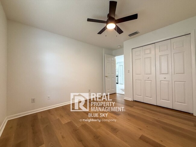 Building Photo - 6554 Gentle Ben Cir