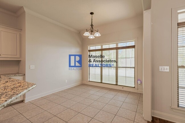 Building Photo - 4 Bed/3 Bath home Ashbrooke Subdivision Madison MS