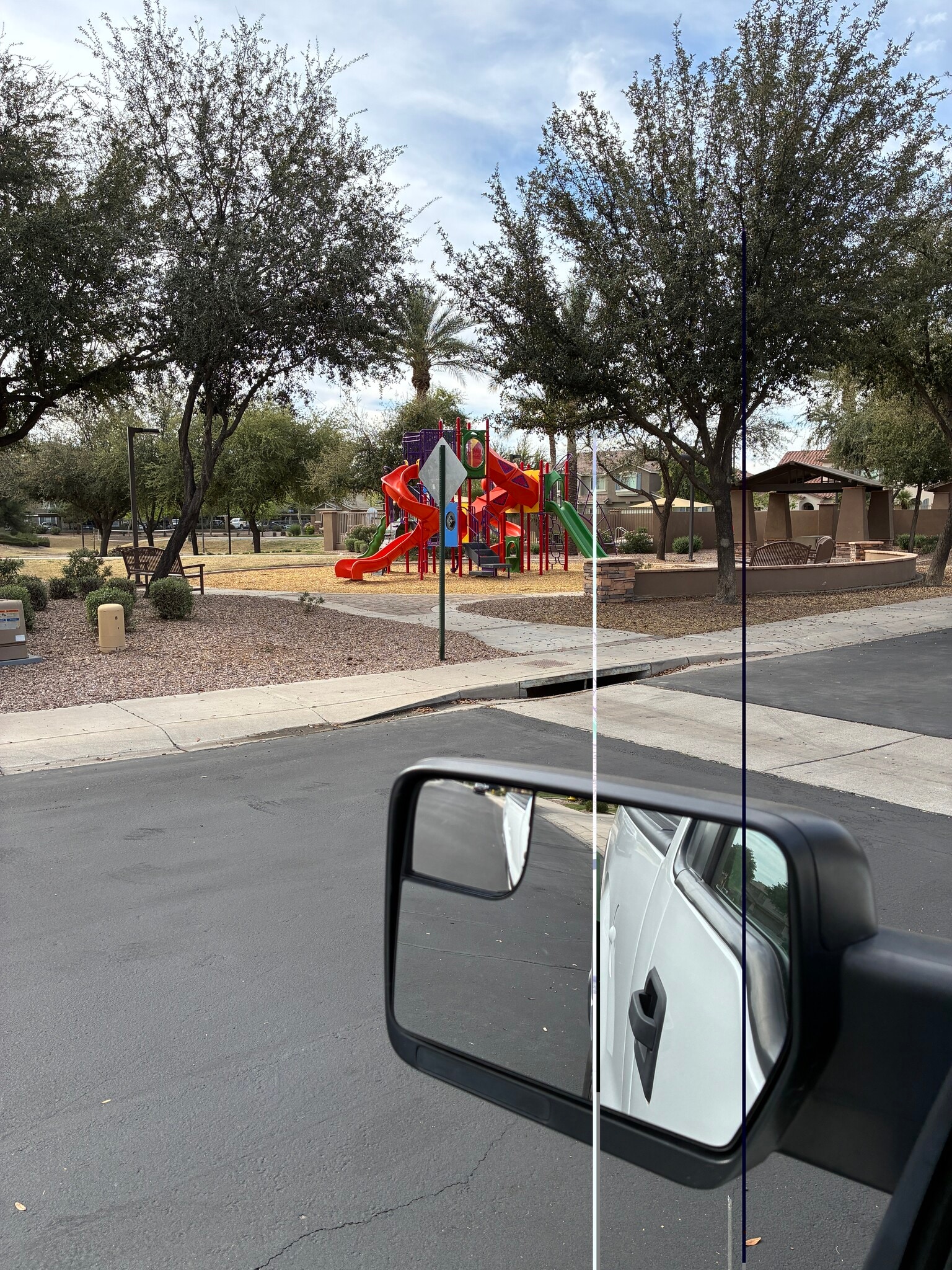 Building Photo - 1370 E Joseph Way