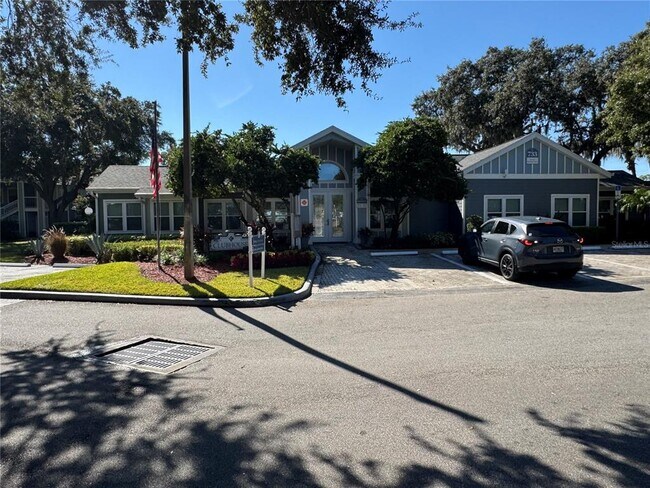 Building Photo - 2549 Grassy Point Dr