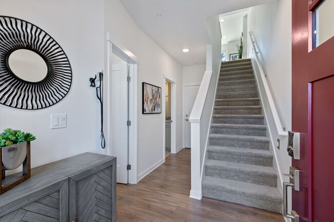 Building Photo - Spacious 3-Bedroom Townhome | 1,484 Sq Ft ...